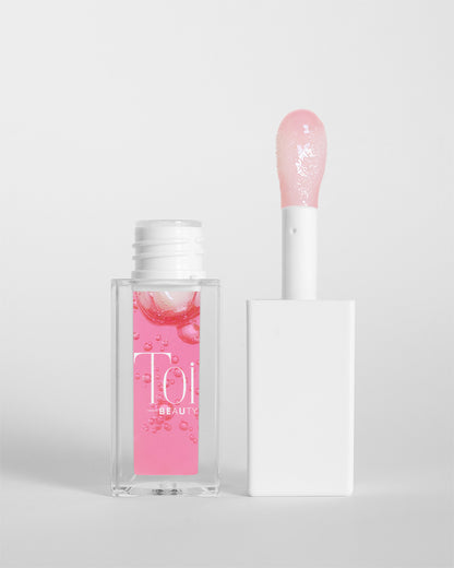 Lip oil for dry lips